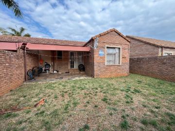 House to rent in Bendor