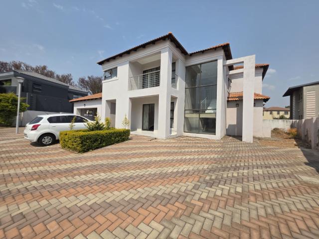 House to rent in Bendor