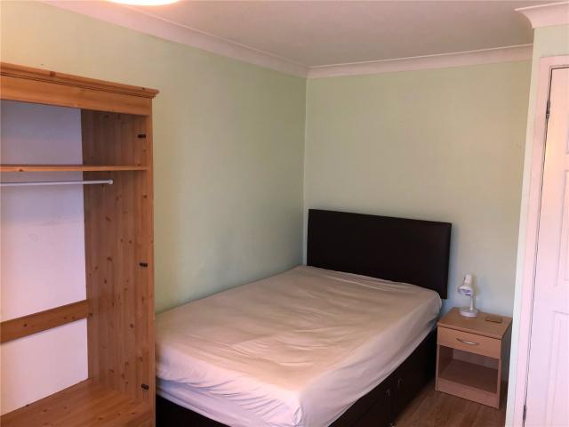 House to rent in Curtis Mead, Portsmouth, Hampshire, PO2 | Leaders