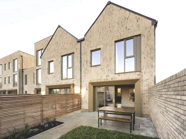 House to rent in Cambridge, Ayrton Avenue, CB3: Cambridge: CAL260324