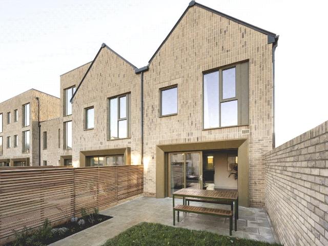 House to rent in Cambridge, Ayrton Avenue, CB3: Cambridge: CAL260323