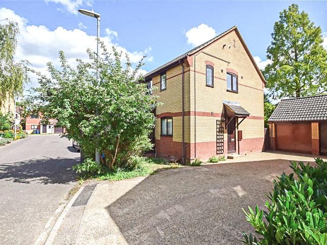 House to rent in Cambridge, Mander Way, CB1: Cambridge: CAL170186