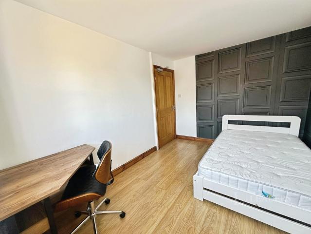 House to rent in Carsons Drive, Great Cornard, Sudbury, Suffolk, CO10 | Leaders