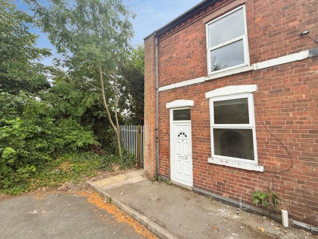 House to rent in Checketts Street, Walsall, West Midlands, WS2 | Leaders