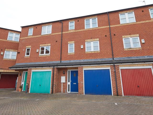 House to rent in Clovelly Court, Longford Street, Derby, DE22 | Leaders