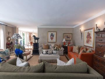 House to rent in Constantia, Cape Town