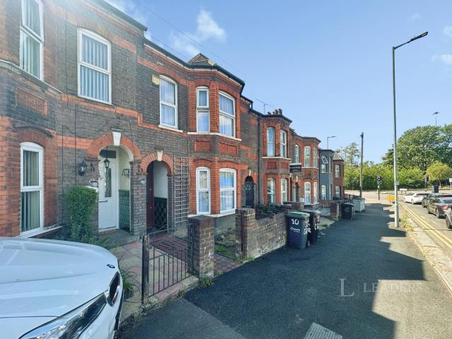 House to rent in Crawley Green Road, Luton, Bedfordshire, LU1 | Leaders