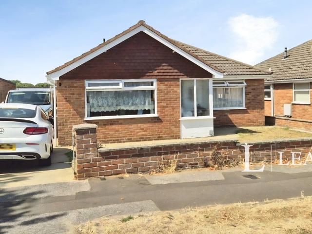 House to rent in Crestview Drive, Lowestoft, NR32 | Leaders
