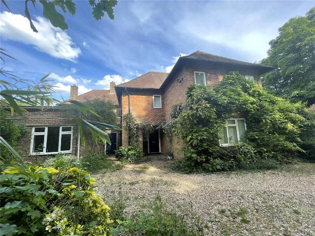 House to rent in Donnington, Love Lane, RG14: Newbury: NWL250028