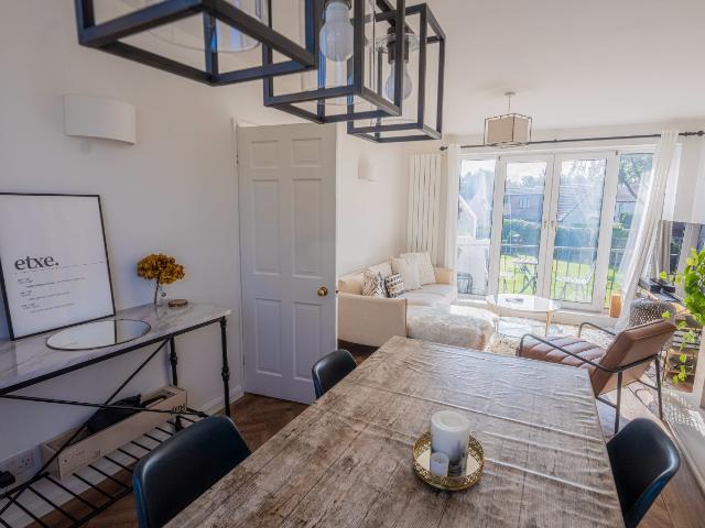 House to rent in Draxford Court, Parkway, Wilmslow, SK9 | Leaders