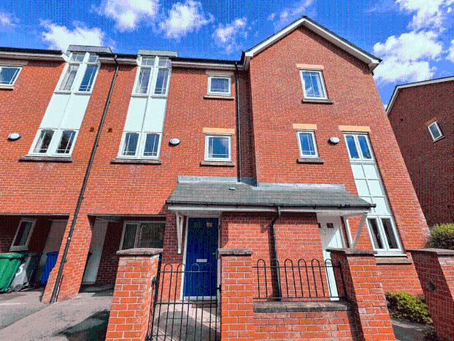 house to rent in Drayton Street, Hulme, Manchester. M15 5LL