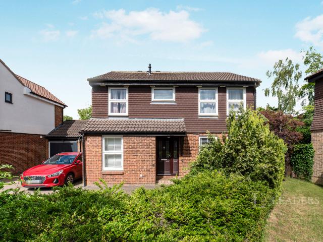 House to rent in Elkins Gardens, Guildford, Surrey, GU4 | Leaders