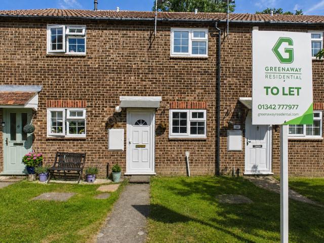 house to rent in Elm Drive, East Grinstead
