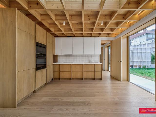 house to rent in Friary Way, London, N12