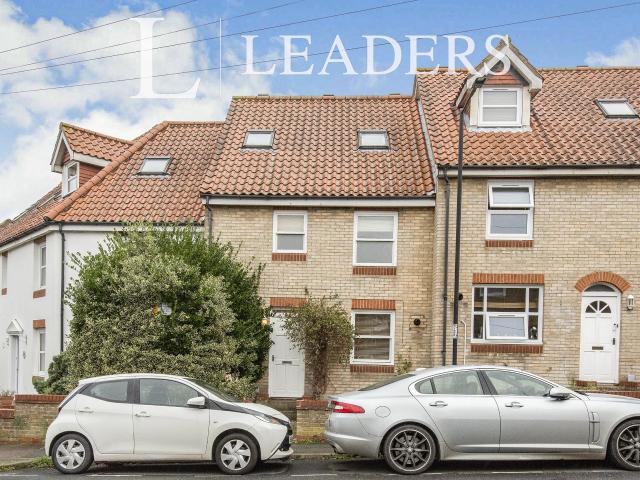 House to rent in Garland Street, Bury St Edmunds, IP33 | Leaders