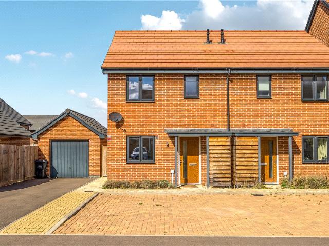 House to rent in Glebe Farm, Fearnley Close, MK17: Oxford: OXL210091