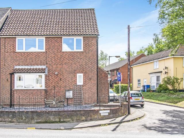House to rent in Holly Drive, Norwich, NR2 | Leaders