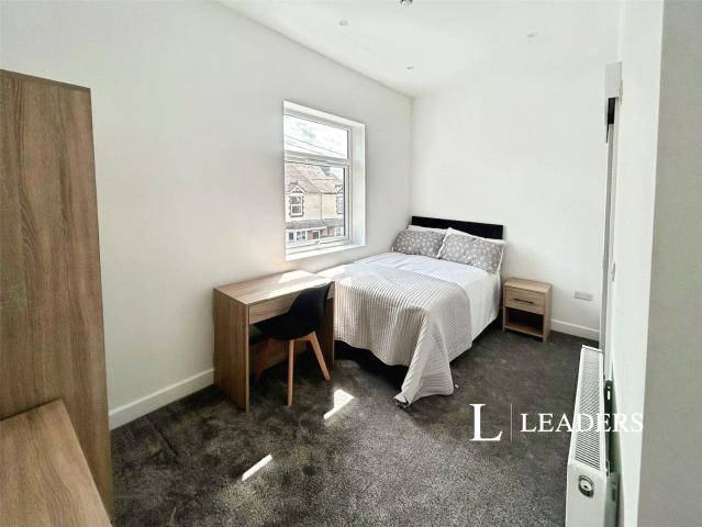 House to rent in King Street, Cross Heath, Newcastle, Staffordshire, ST5 | Leaders