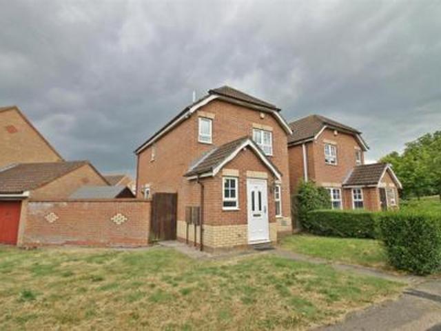 House to rent in Kirkstall Place, Oldbrook, Milton Keynes, Buckinghamshire, MK6 | Leaders