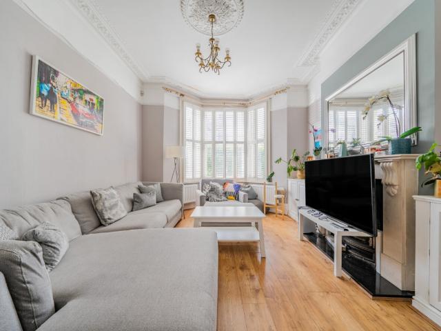 house to rent in Lavender Sweep, Battersea, London, SW11