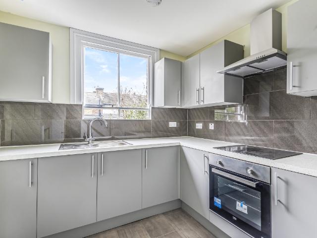 house to rent in Lizban Street, Blackheath, London, SE3