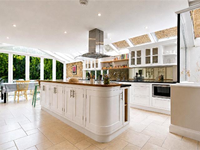 House to rent in London, Bovingdon Road, SW6: Fulham: PRL140093