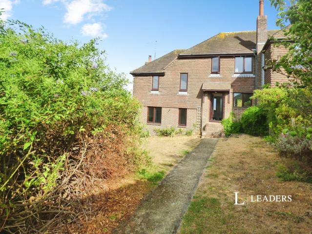 House to rent in Long Furlong, Findon, Worthing, West Sussex, BN14 | Leaders