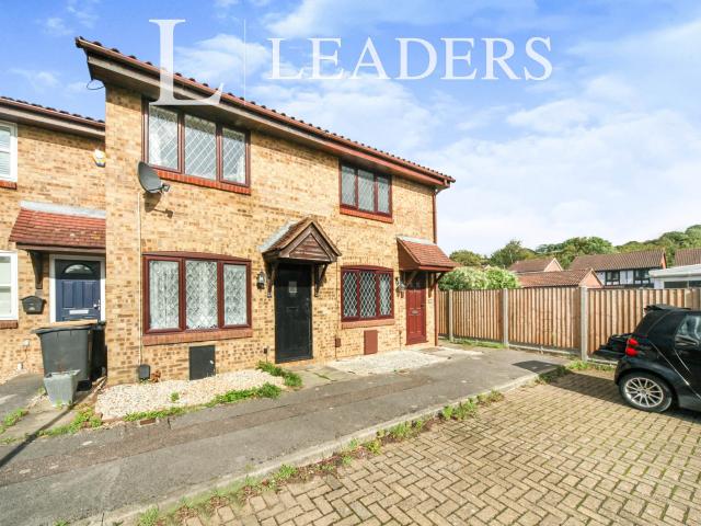 House to rent in Pytchley Close, Luton, Bedfordshire, LU2 | Leaders