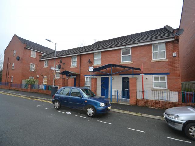 house to rent in Peregrine St, Hulme, Manchester. M15 5PU