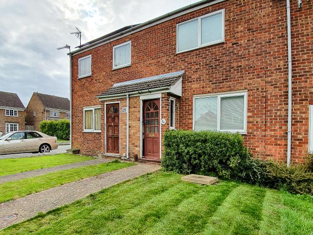 House to rent in Pettis Road, St. Ives, PE27 | Leaders