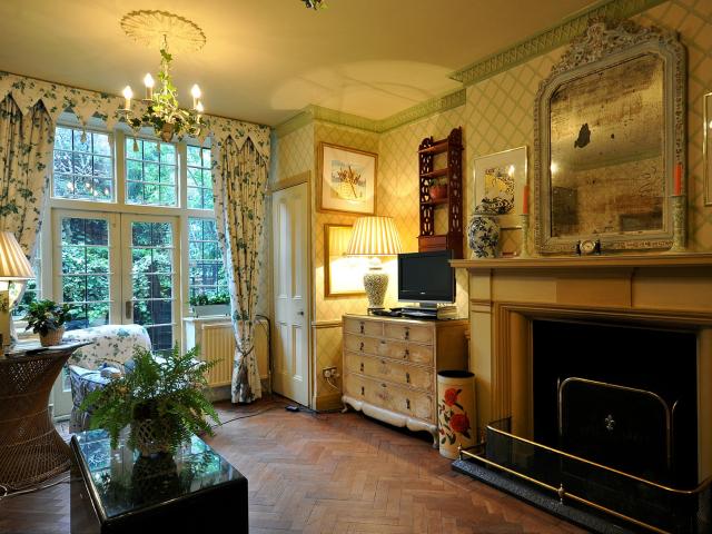 house to rent in Petyt Place, Knightsbridge, London, SW3