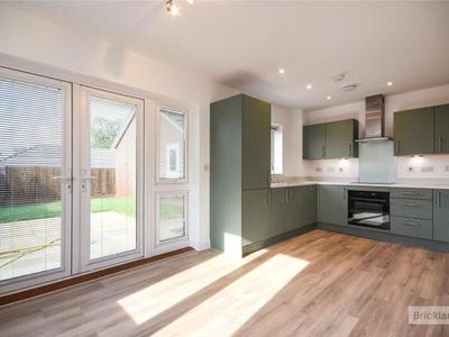House to rent in Poolbay Meadow, Little Dunmow, Dunmow, Essex, CM6 | Leaders