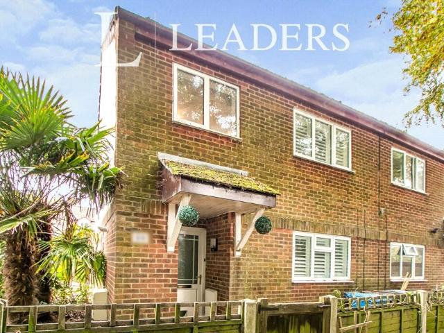 House to rent in Primrose Gardens, Poole, BH17 | Leaders