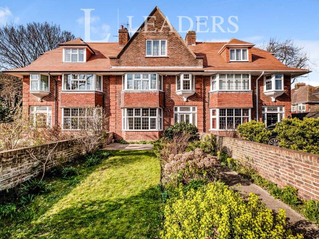 House to rent in Richmond Road, Worthing, BN11 | Leaders