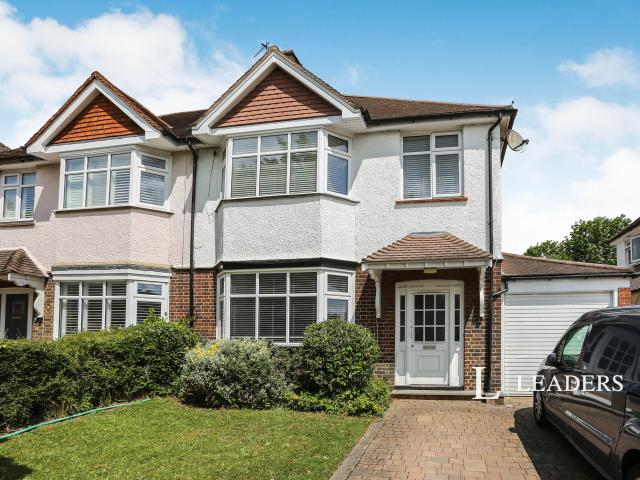 House to rent in Rochester Avenue, Bromley, BR1 | Leaders