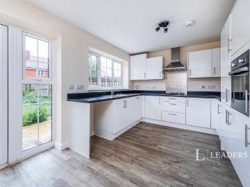 House to rent in Rogers Lane, Buckingham, Buckinghamshire, MK18 | Leaders