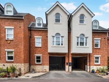 House to rent in Sandmartin Close, Buckingham, Buckinghamshire, MK18 | Leaders