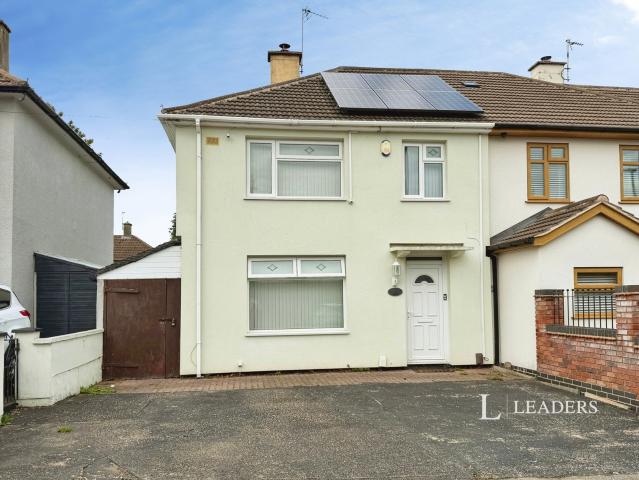 House to rent in Simmins Crescent, Leicester, Leicestershire, LE2 | Leaders