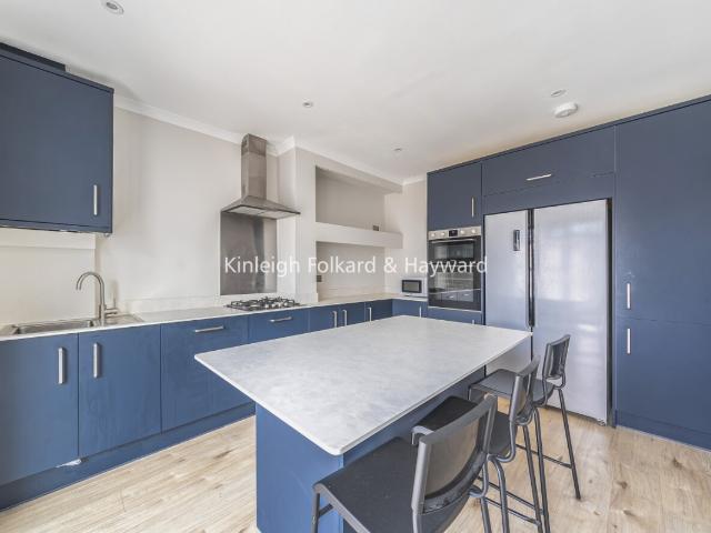 house to rent in Southcroft Road, London, SW17
