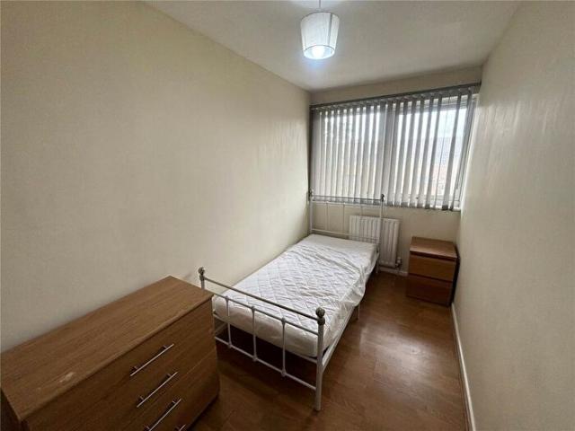 House To Rent In Speedwell Place, Conniburrow, Milton Keynes, MK14
