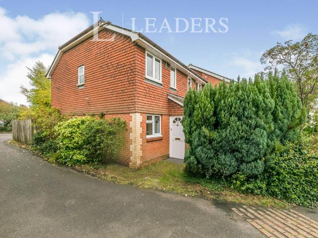 House to rent in Springfield Road, Guildford, GU1 | Leaders