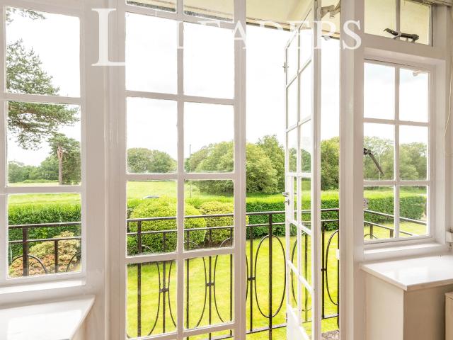 House to rent in The Crescent, Pendleton Road, Redhill, RH1 | Leaders