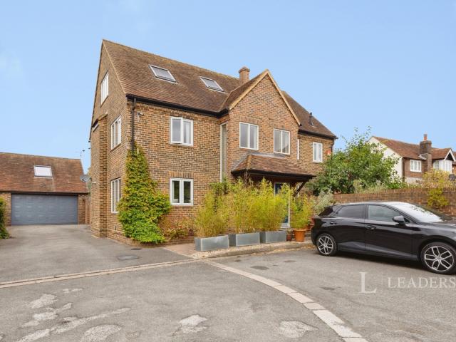 House to rent in The Fishermans, Emsworth, Hampshire, PO10 | Leaders