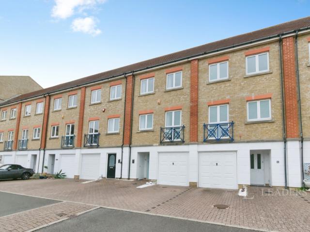 House to rent in The Piazza, Sovereign Harbour South, Eastbourne, BN23 | Leaders