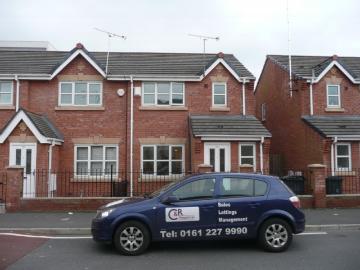 house to rent in Tomlinson Street, Hulme, Manchester. M15 5FW