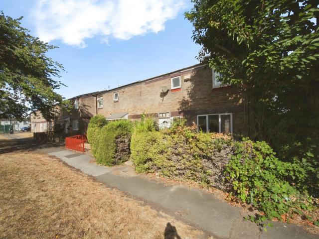 House to rent in Trident Drive, Houghton Regis, Dunstable, Bedfordshire, LU5 | Leaders