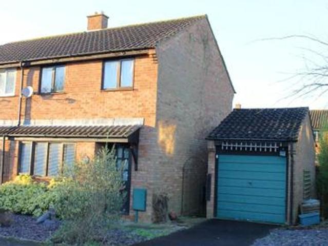 House to rent in Trueman Place, Oldbrook, Milton Keynes, Buckinghamshire, MK6 | Leaders