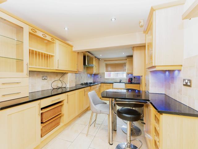 House to rent in Victoria Court, Chester, CH2 | Leaders