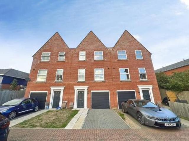 House to rent in Virginia Place, Virginia Street, Ipswich, Suffolk, IP2 | Leaders
