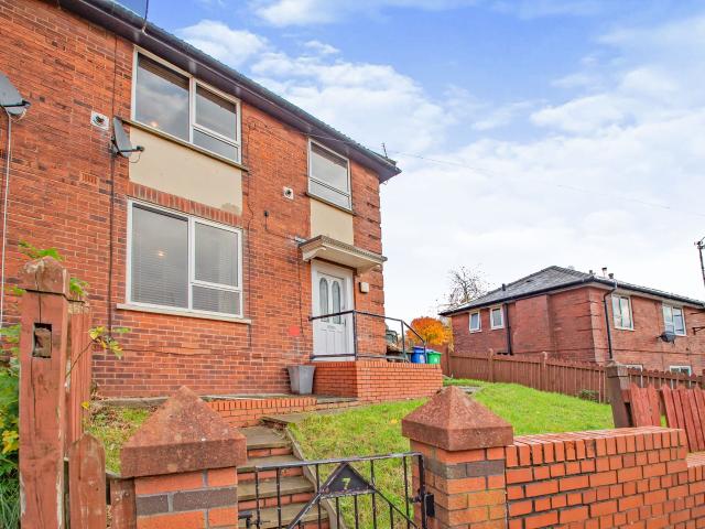 House to rent in Welbeck Road, Rochdale, OL16 | Leaders